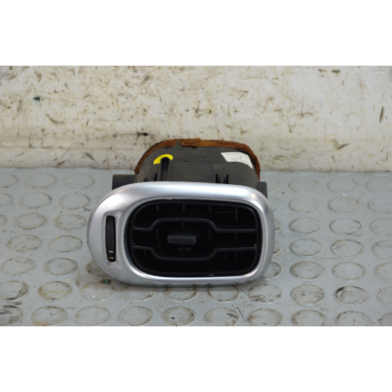 Bocchetta aria areazione dx Citroen C3 Picasso dal 2008 al 2012 cod 9683043377  1770281415563