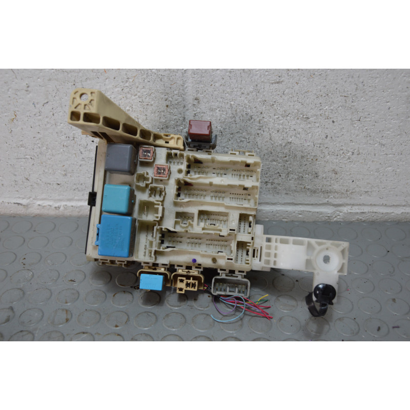 Centralina portafusibili Toyota Yaris dal 2004 al 2011 cod 8270-52700  1770994522961