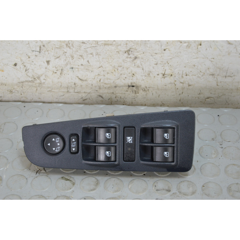 Pulsantiera alzavetro ant sx Lancia Delta dal 2011 al 2015 cod 735541711  1772721223448