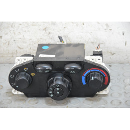 Centralina comando aria clima Hyundai Santa Fe dal 2001 al 2006 cod 9725026100  1773325611778