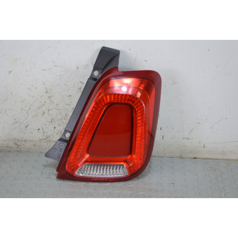 Fanale fanalino stop post dx Fiat 500 dal 2015 al 2020 cod 52007422  1774455146826