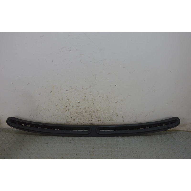 Modanatura griglia sbrinatore parabrezza Fiat 500 dal 2015 al 2020 cod 735429497  1774526158949