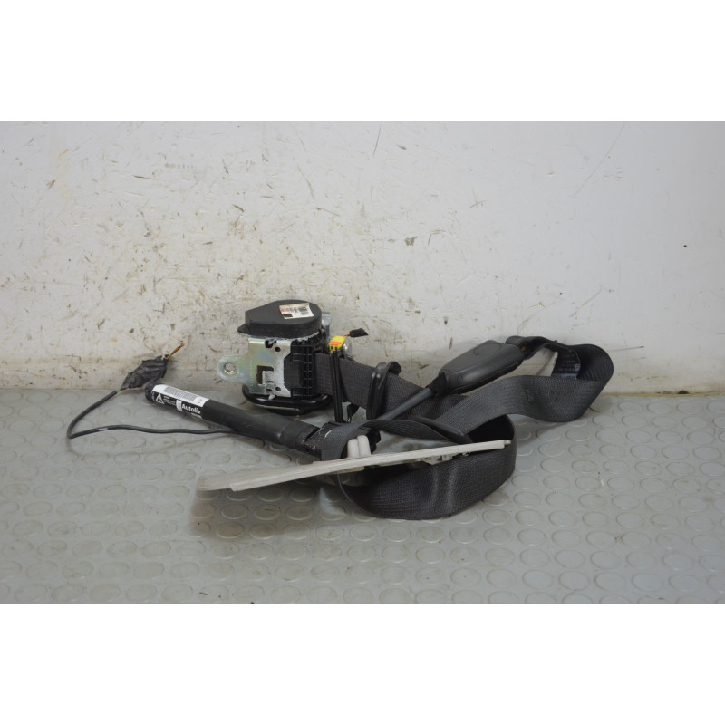 Cintura di sicurezza con pretensionatore ant sx Opel Astra J dal 2009 al 2013 cod 617023600 13332663  1774539355168