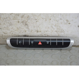 Pulsantiera centrale 4 frecce Smart Fortwo W451 dal 2007 al 2011 cod a4518206710  1776438396501