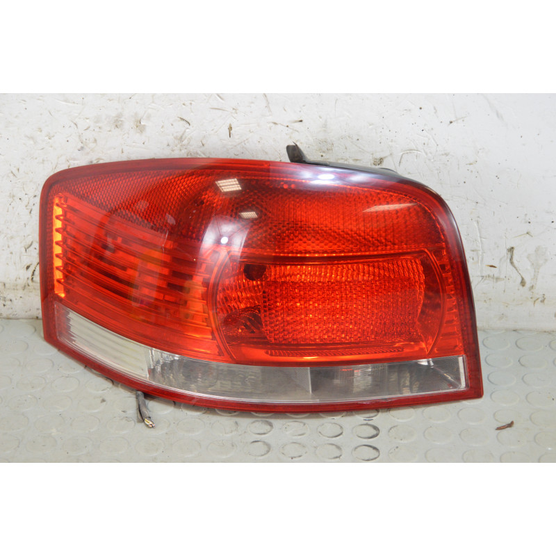 Fanale fanalino stop post sx Audi A3 8P 3p dal 2003 al 2010 cod 8P0945095  1780652004104