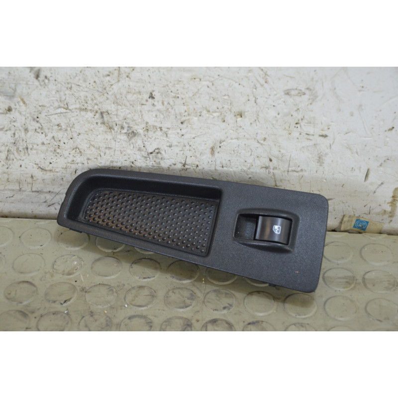 Pulsantiera alzavetro ant dx Fiat Bravo dal 2007 al 2014 cod 735441023  1786028678184