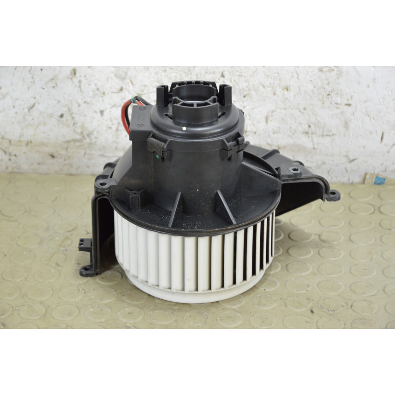 Ventola riscaldamento abitacolo Opel Astra H dal 2004 al 2011 cod 52421335  1788527000404
