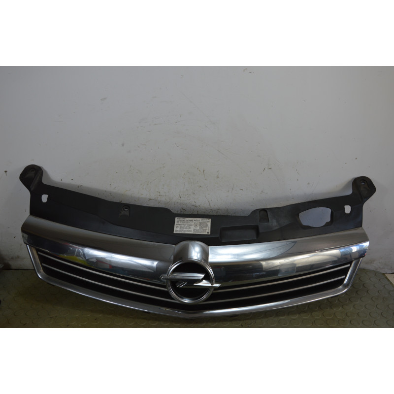 Mascherina griglia presa d aria ant Opel Astra H dal 2004 al 2011 cod 13225780  1788529492696