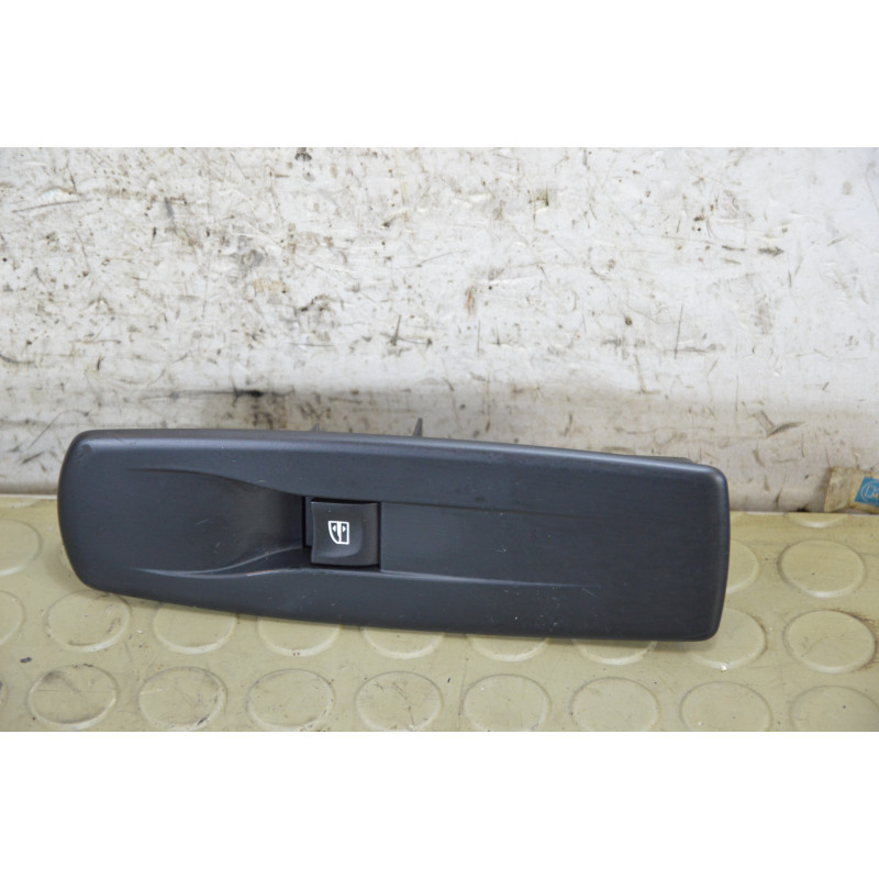 Pulsantiera alzavetro ant dx Renault Megane dal 2008 al 2015 cod 809600018R  1790153351850
