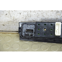 Pulsantiera alzavetro ant sx Hyundai Matrix dal 2001 al 2006 cod 93570-17100  1790174798399