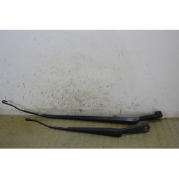 Braccetti tergicristallo dx sx Suzuki S-Cross dal 2016 al 2023 cod 3831061M00000 3833061M00000  1790852342302