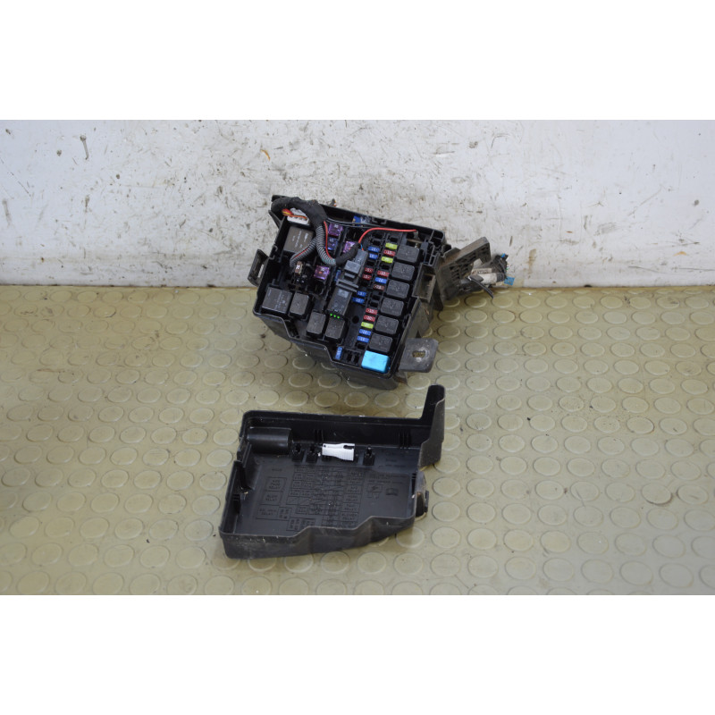 Centralina portafusibili Mazda 2 dal 2007 al 2014 cod d6516676  1791380947830