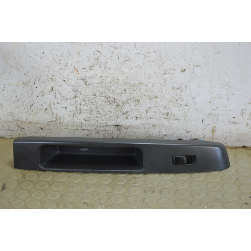 Pulsantiera alzavetro ant dx Chevrolet Spark dal 2009 al 2016 cod 96942499  1792071438309