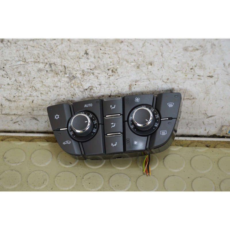 Centralina comando aria clima Opel Astra J dal 2009 al 2018 cod 13343707  1792077220588