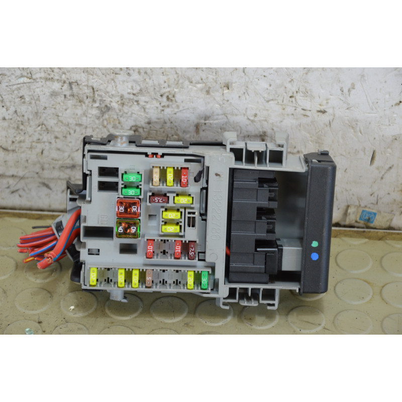 Centralina portafusibili Opel Astra J dal 2009 al 2018 cod 13222786  1792077380411