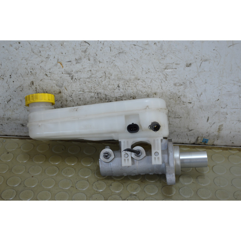 Pompa freni con vaschetta Fiat Ducato 35 dal 2011 al 2014 cod 0204255096  1792662094068