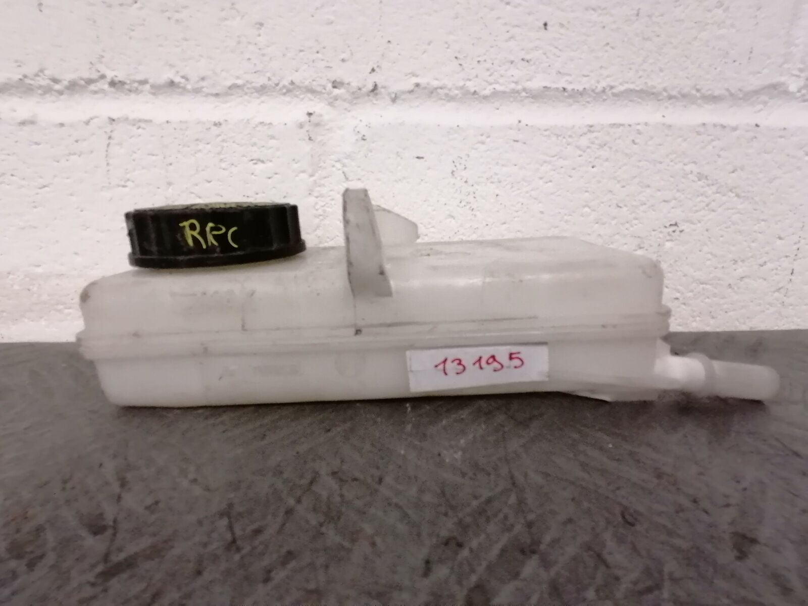 2830 VASCHETTA LIQUIDO FRENI PEUGEOT 308 DAL 2007 AL 2014 COD. 0204051329