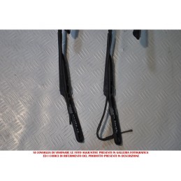 Braccetti tergicristalli anteriori completi Renault Master dal 2004 al 2010  2400000001966