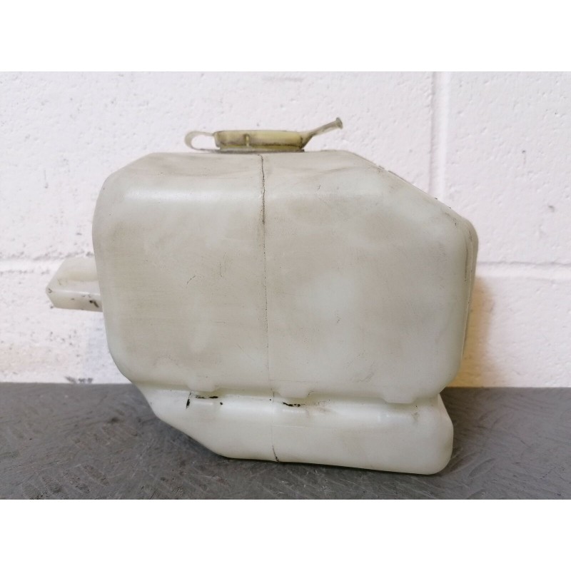 VASCHETTA ACQUA TERGICRISTALLI BMW SERIE 3 (E36) DAL 1990 AL 2000 COD. 13873839  2400000061014