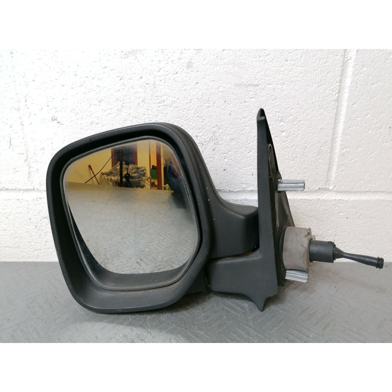 SPECCHIETTO RETROVISORE MANUALE ANT. SX PEUGEOT PARTNER DEL 2007 COD. 0256366  2400000062240