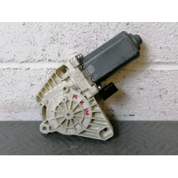 MOTORINO ALZAVETRO ANT. DX MERCEDES CLASSE A (W169) DAL 2004 AL 2012  2400000062868