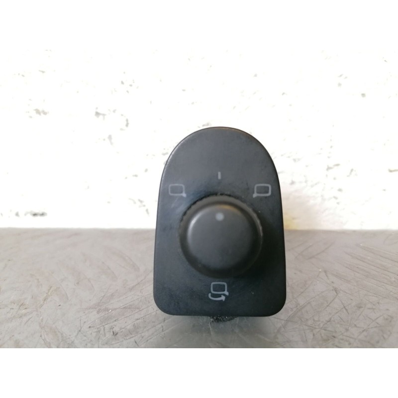COMANDO INTERRUTTORE REGOLAZIONE SPECCHIETTI SEAT LEON DAL 1999 AL 2005  2400000064169