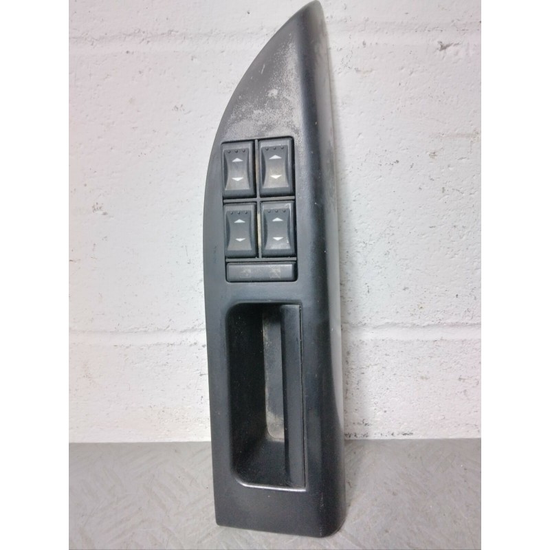PULSANTIERA ALZAVETRO ALZACRISTALLO ANT. SX FORD MONDEO DEL 2004  2400000066552