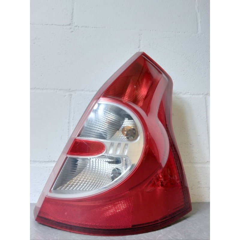 FANALE FANALINO STOP POST. DX DACIA SANDERO DEL 2010  2400000067382