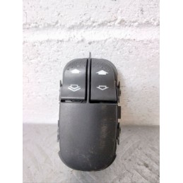 PULSANTIERA ALZAVETRO ALZACRISTALLO ANT. SX FORD FOCUS DEL 2002  2400000067771