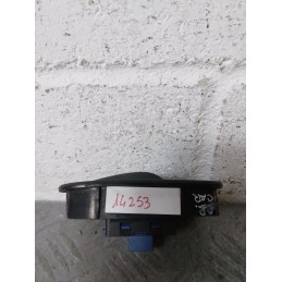 PULSANTIERA ALZAVETRO ALZACRISTALLO ANT. DX FIAT FIORINO DEL 2011  2400000067719