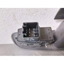 PULSANTIERA ALZAVETRO ALZACRISTALLO POST. DX VOLVO V70 DEL 2000  2400000067610