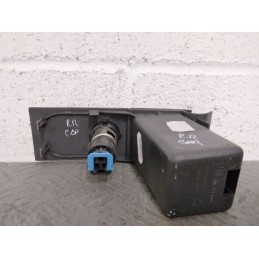PRESA ACCENDISIGARI OPEL CORSA D DEL 2005 COD. 460029937  2400000072072