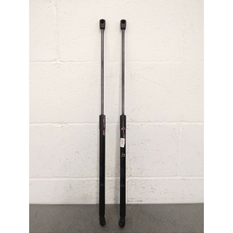 PISTONCINI COFANO POST. OPEL CORSA E DEL 2016 COD. 13428038  2400000073765