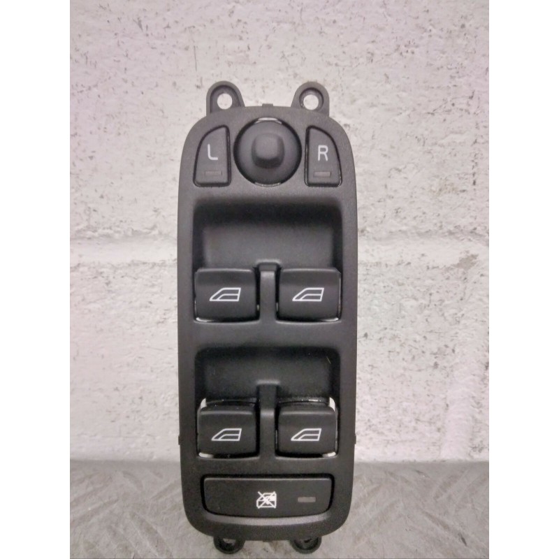 PULSANTIERA ALZAVETRO ALZACRISTALLO ANT. SX VOLVO V50 DEL 2008 COD. 30773428  2400000075349