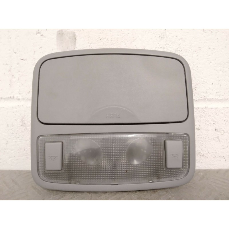 PLAFONIERA LUCE ABITACOLO ANT. HYUNDAI MATRIX DEL 2005 COD. 92870-2D  2400000076131