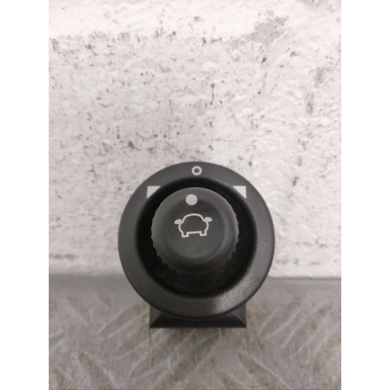 PULSANTIERA COMANDO REGOLAZIONE SPECCHIETTI ELETTRICI FORD FIESTA DEL 1999 COD.  2400000077367