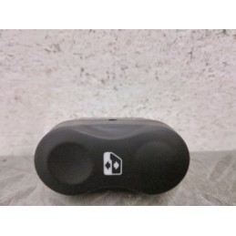PULSANTIERA ALZAVETRO ALZACRISTALLO ANT. DX DACIA SANDERO DEL 2011 COD. 602227  2400000077268