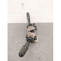 DEVIOLUCI TOYOTA YARIS DEL 2002 COD. 173647  2400000075653