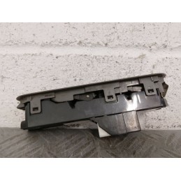PULSANTIERA ALZAVETRO ALZACRISTALLO ANT. SX SUZUKI IGNIS DEL 2004 COD. 81A0  2400000079873