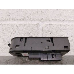 PULSANTIERA ALZAVETRO ALZACRISTALLO ANT. SX OPEL ZAFIRA B DEL 2008 COD. 13228706  2400000081135