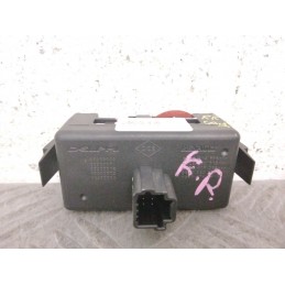 PULSANTIERA 4 FRECCE RENAULT CLIO DEL 2007 COD. 88300000  2400000077374