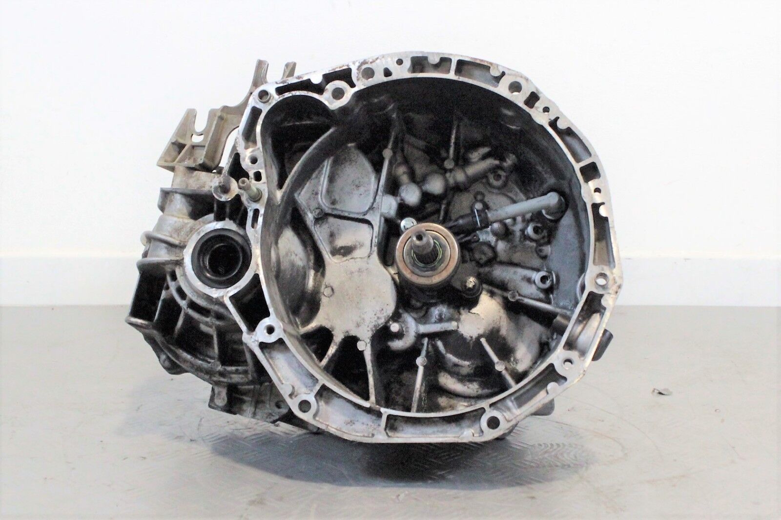409 CAMBIO MANUALE RENAULT SCENIC 2  SERIE 1.9 TDCI COD 820037824 DEL 2006