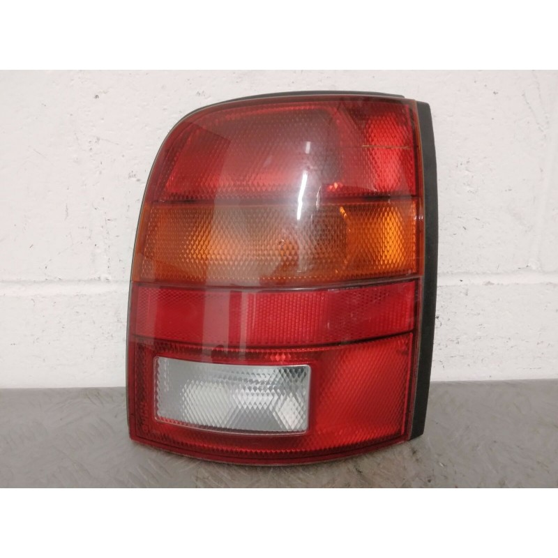 FANALE FANALINO STOP POST. DX NISSAN MICRA K11 DEL 1995  2400000084488