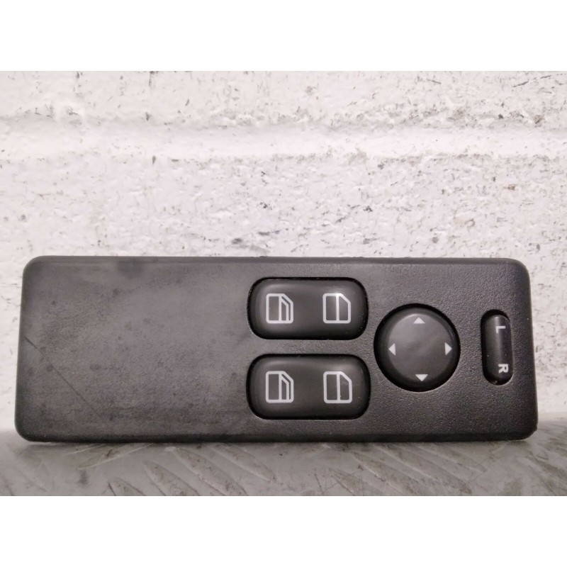 PULSANTIERA ALZAVETRO ALZACRISTALLO ANT. SX MERCEDES VITO COD. A00445458707  2400000089506
