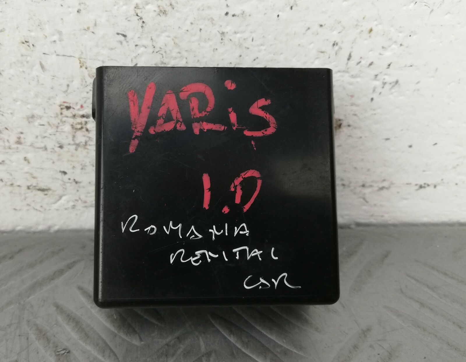 5423 CENTRALINA RELE’ REGOLATORE AMPLIFICATORE TOYOTA YARIS 1.0 B DAL 1999 AL 20