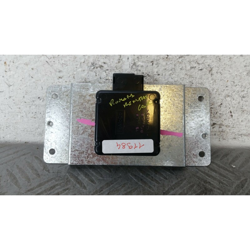 AMPLIFICATORE ANTENNA GPS FORD ECOSPORT DAL 2012 IN POI 2 SERIE  2400000045014