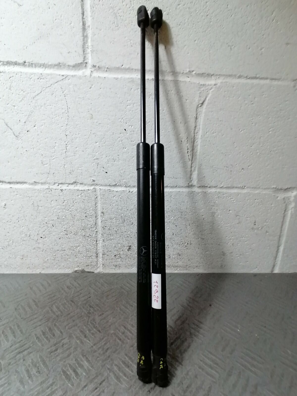 5763 COPPIA PISTONCINI PORTELLONE POST. MERCEDES CLASSE A (W169) DAL 2004 AL 201