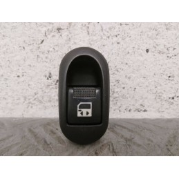 PULSANTIERA ALZAVETRO ALZACRISTALLO ANT. DX CITROEN C3 DEL 2005 COD. 96401469XT  2400000088653