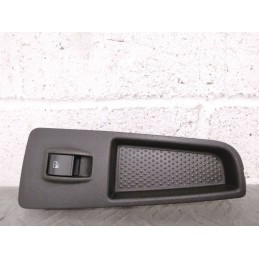 PULSANTIERA ALZAVETRO ALZACRISTALLI ANT. DX LANCIA Y DEL 2006 COD. 735380450  2400000089445