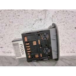 COMANDO APERTURA COFANO POST. SPORTELLO CARBURANTE KIA SORENTO DEL 2005 93550-3E  2400000088059